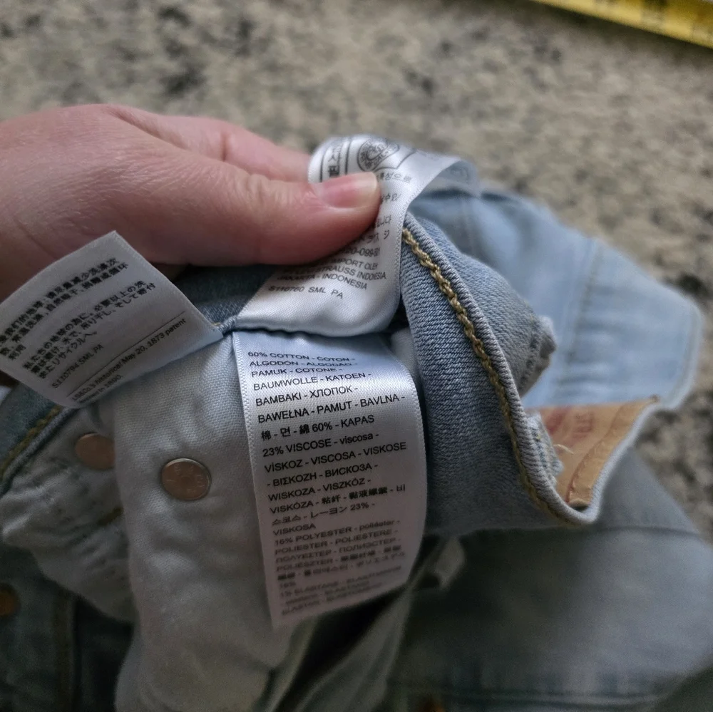 Levi's Boyfriend Lightwash Jeans Womens 29